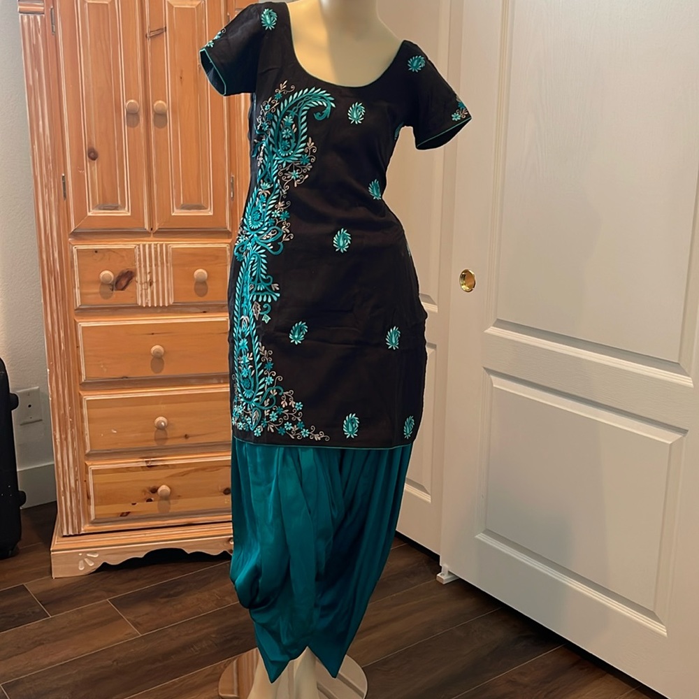 Brand New Boutique Cotton Suit (No Dupatta)